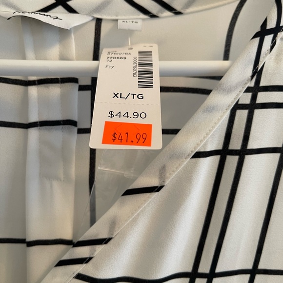 Dressy blouse - brand new - Picture 2 of 2